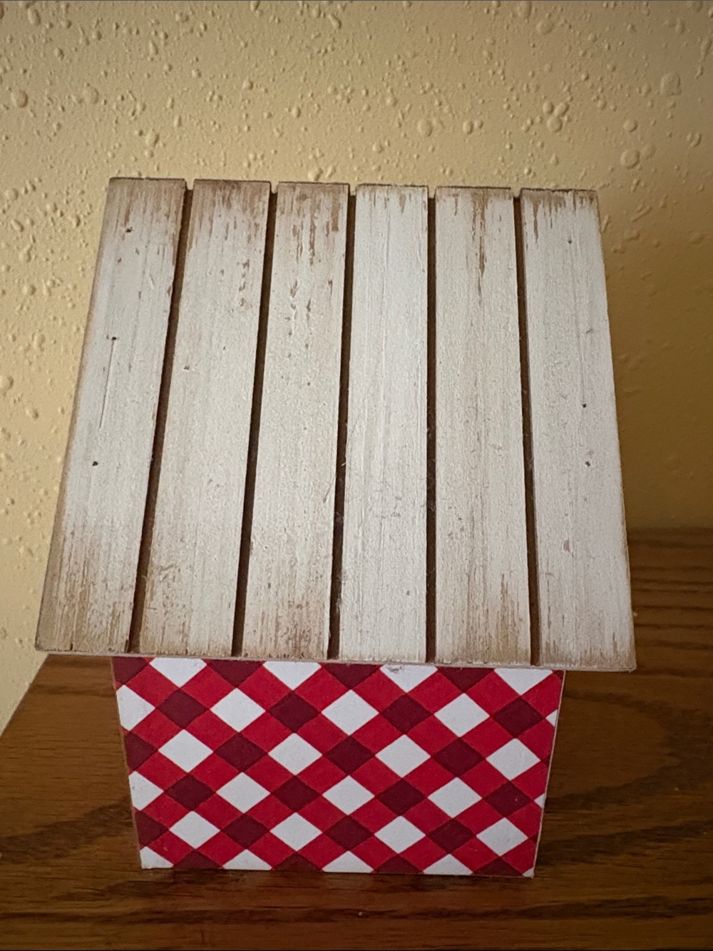 The Pioneer Woman Red & White Gingham Tabletop House - Picture 3 of 5